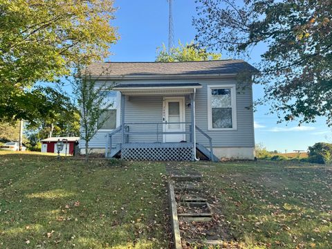 Tiny photo for 7489 Main Street, Rushville, OH 43150 (MLS # 225037739)