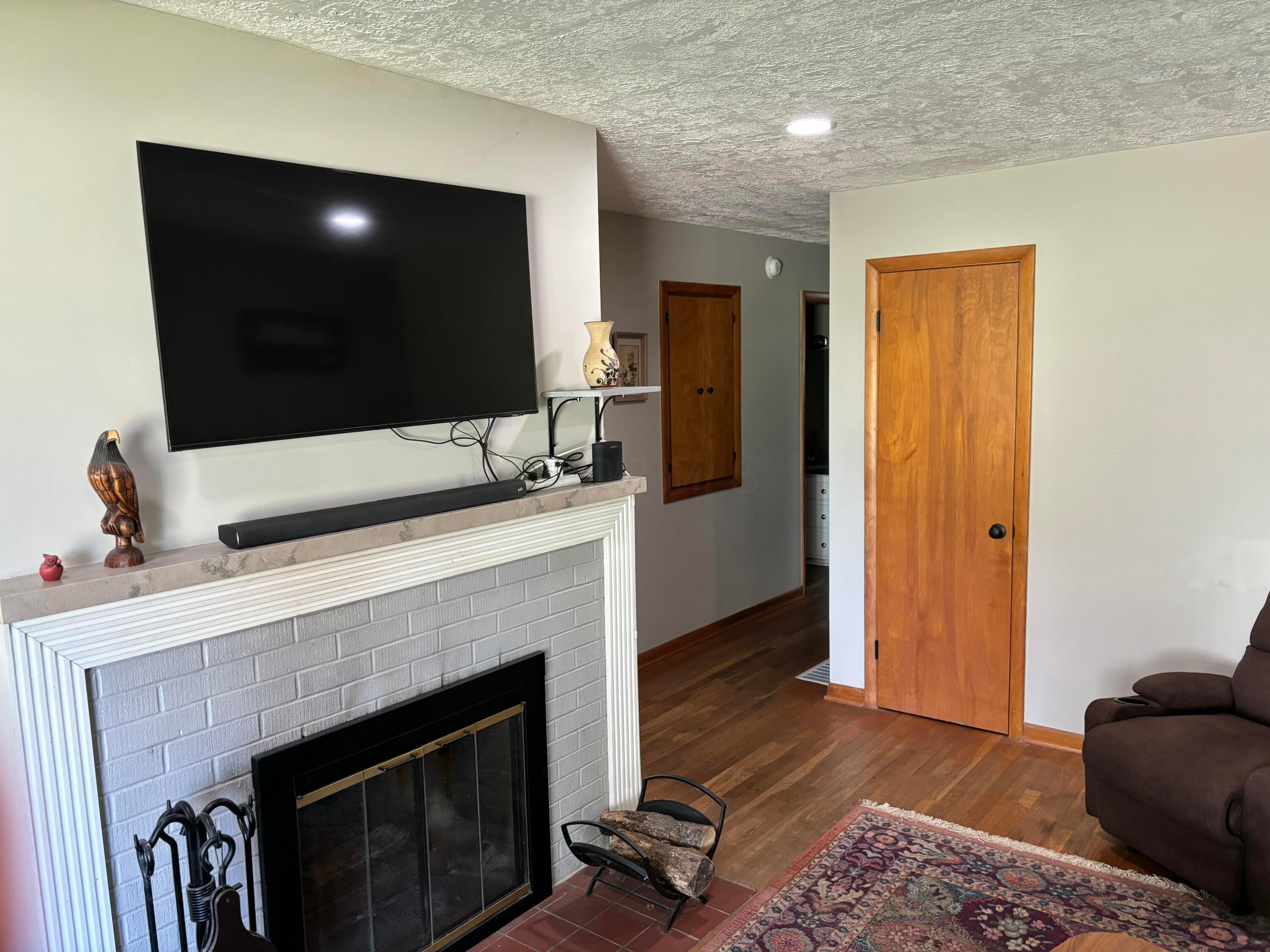 171 N Main Street, Johnstown, Ohio image 3