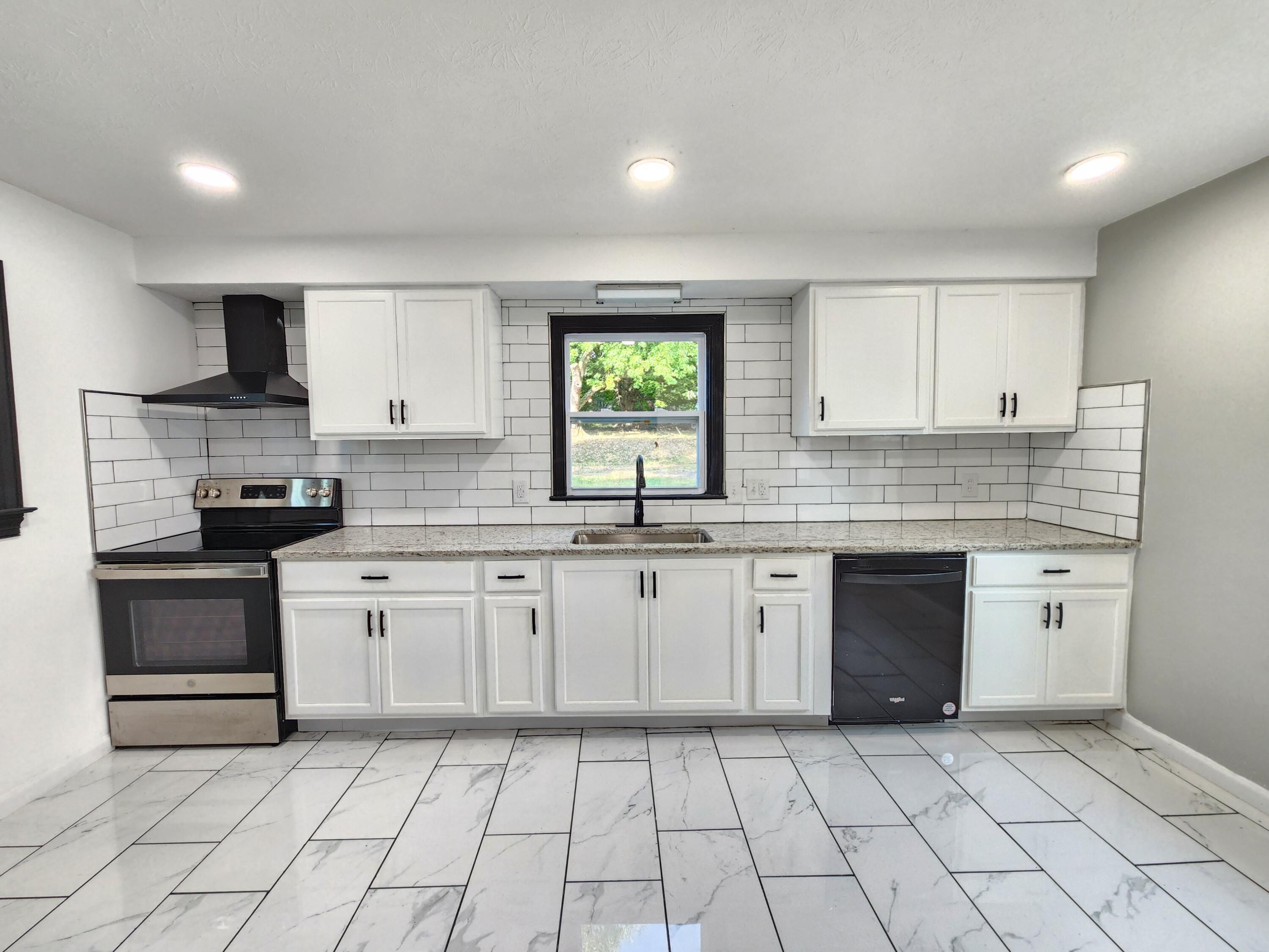 176 Blymyer Avenue, Mansfield, Ohio image 8