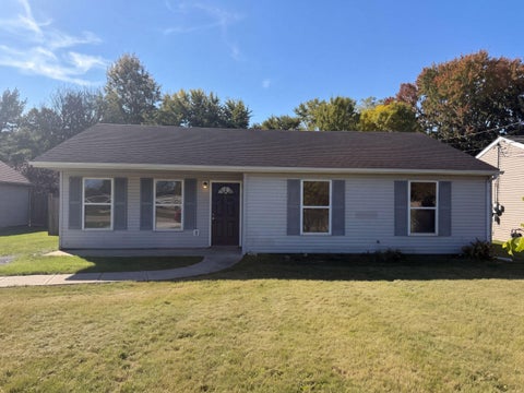 Photo of 294 Summit Street, Pleasantville, OH 43148 (MLS # 226038935)