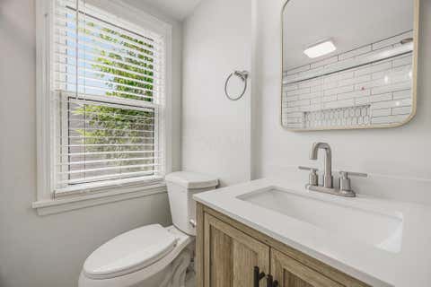 Tiny photo for 575 Chestershire Road, Columbus, OH 43204 (MLS # 226025904)