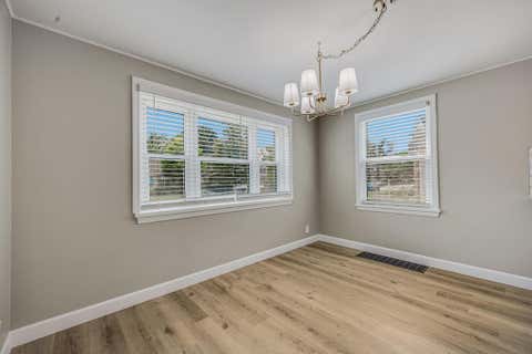 Tiny photo for 575 Chestershire Road, Columbus, OH 43204 (MLS # 226025904)