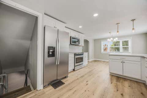 Tiny photo for 575 Chestershire Road, Columbus, OH 43204 (MLS # 226025904)