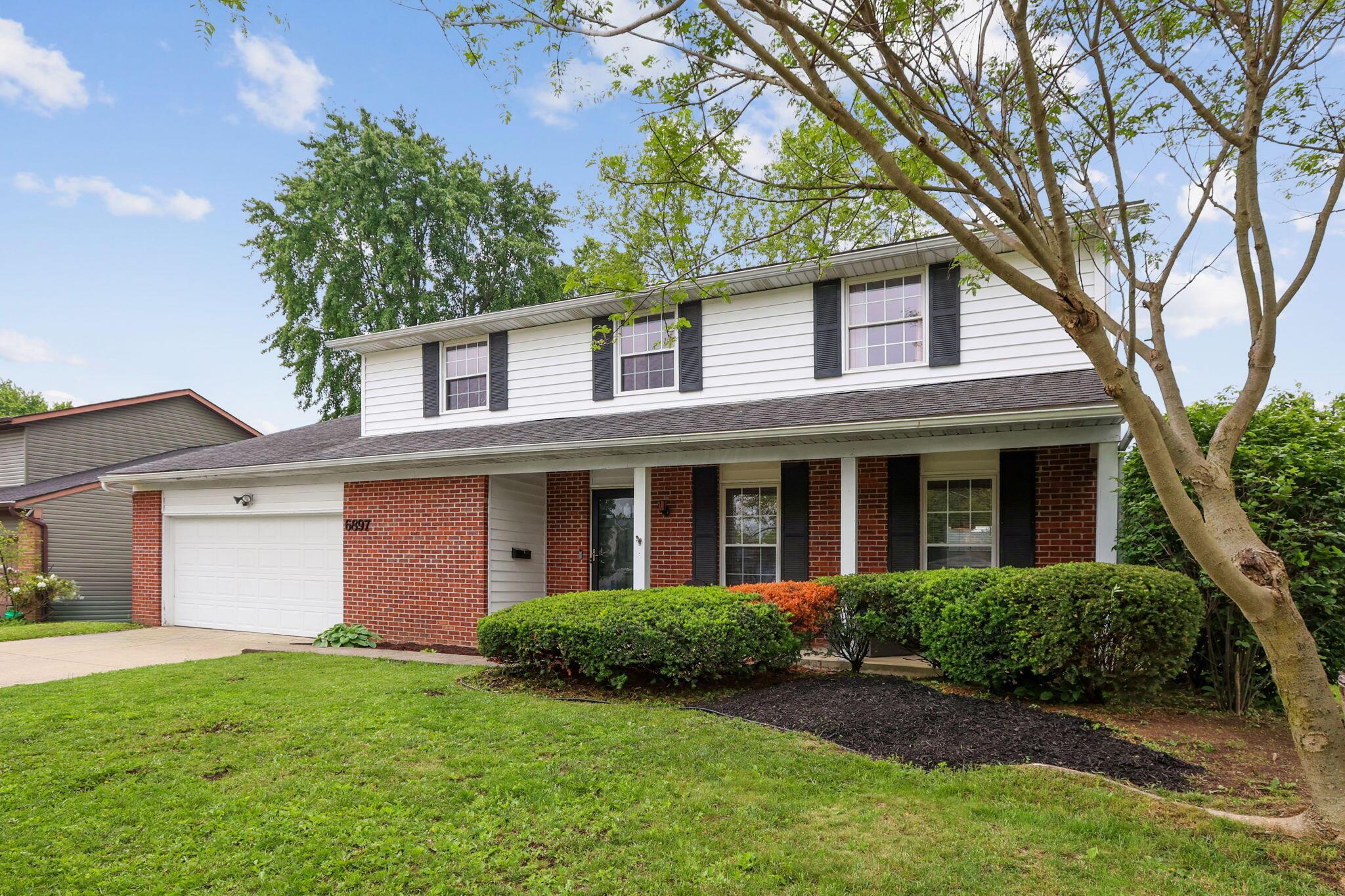 6897 Roundelay Road, Reynoldsburg, Ohio image 2