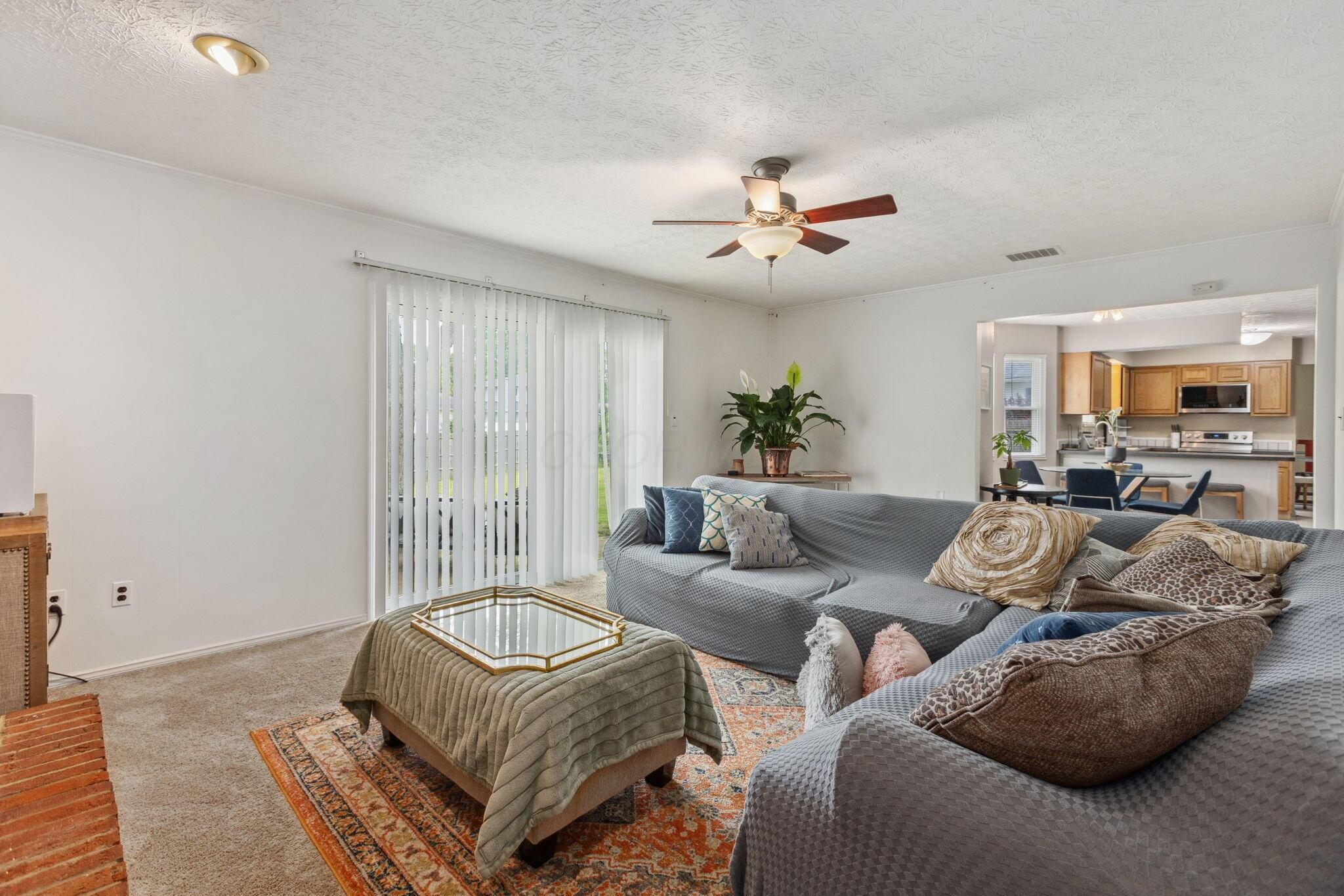 6897 Roundelay Road, Reynoldsburg, Ohio image 19
