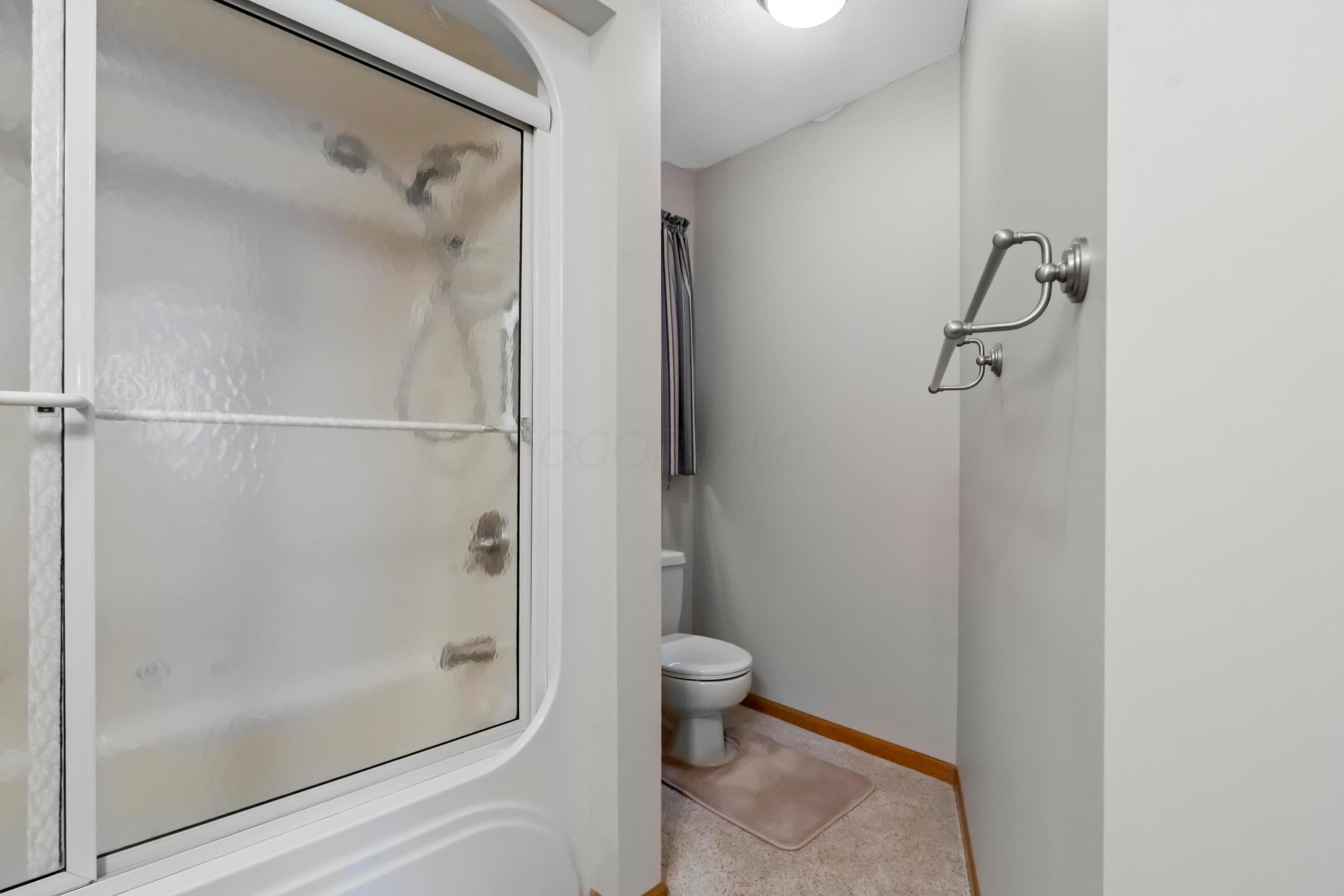 852 Stone Creek Boulevard, Ashland, Ohio image 18