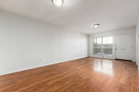 Tiny photo for 1126 Merrimar Circle N H #H, Columbus, OH 43220 (MLS # 226002918)