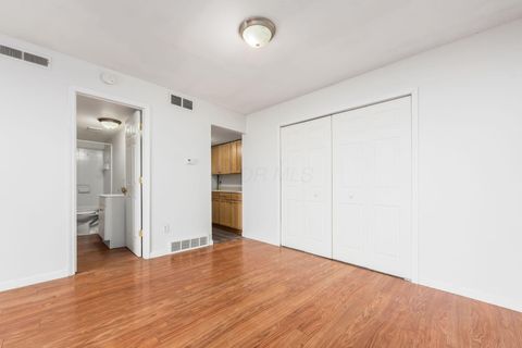 Tiny photo for 1126 Merrimar Circle N H #H, Columbus, OH 43220 (MLS # 226002918)