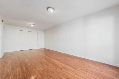 Tiny photo for 1126 Merrimar Circle N H #H, Columbus, OH 43220 (MLS # 226002918)