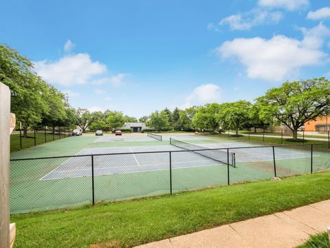 Tiny photo for 1126 Merrimar Circle N H #H, Columbus, OH 43220 (MLS # 226002918)