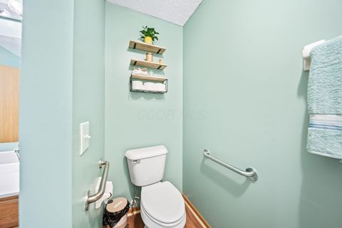 Tiny photo for 9054 Jackies Bend, Reynoldsburg, OH 43068 (MLS # 225039477)
