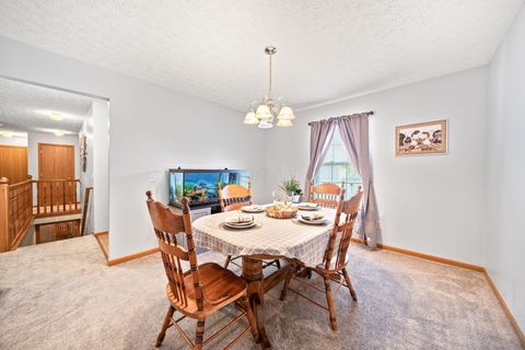Tiny photo for 9054 Jackies Bend, Reynoldsburg, OH 43068 (MLS # 225039477)