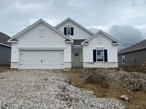 Photo of 486 Darliene Drive, Plain City, OH 43064 (MLS # 225028348)