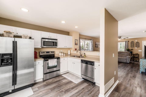Tiny photo for 6358 Needletail Road 27 #27, Columbus, OH 43230 (MLS # 226037170)