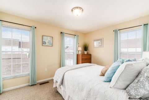 Tiny photo for 6358 Needletail Road 27 #27, Columbus, OH 43230 (MLS # 226037170)