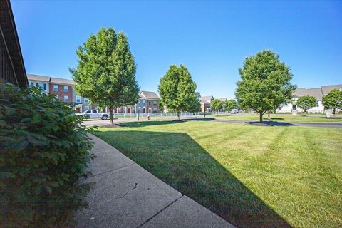 Tiny photo for 7043 Monarchos Drive 13 #13, New Albany, OH 43054 (MLS # 226023766)