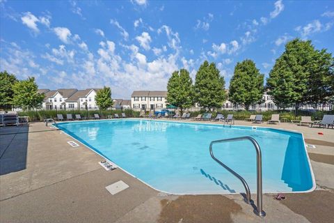 Tiny photo for 7043 Monarchos Drive 13 #13, New Albany, OH 43054 (MLS # 226023766)
