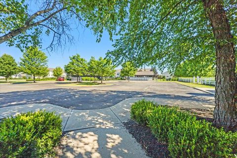 Tiny photo for 7043 Monarchos Drive 13 #13, New Albany, OH 43054 (MLS # 226023766)