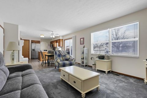 Tiny photo for 876 Greenwood Lane, Trenton, OH 45067 (MLS # 226003524)