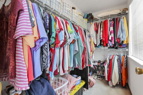 Tiny photo for 876 Greenwood Lane, Trenton, OH 45067 (MLS # 226003524)