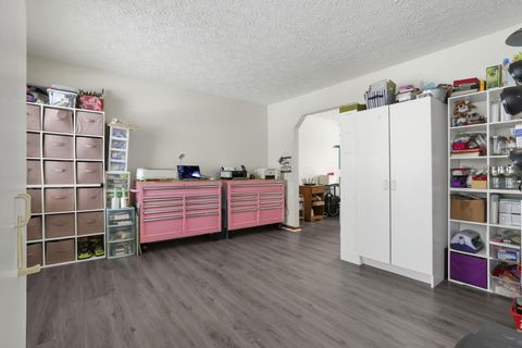 Tiny photo for 876 Greenwood Lane, Trenton, OH 45067 (MLS # 226003524)