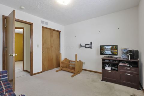 Tiny photo for 876 Greenwood Lane, Trenton, OH 45067 (MLS # 226003524)