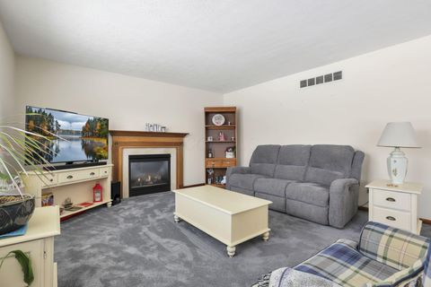 Tiny photo for 876 Greenwood Lane, Trenton, OH 45067 (MLS # 226003524)