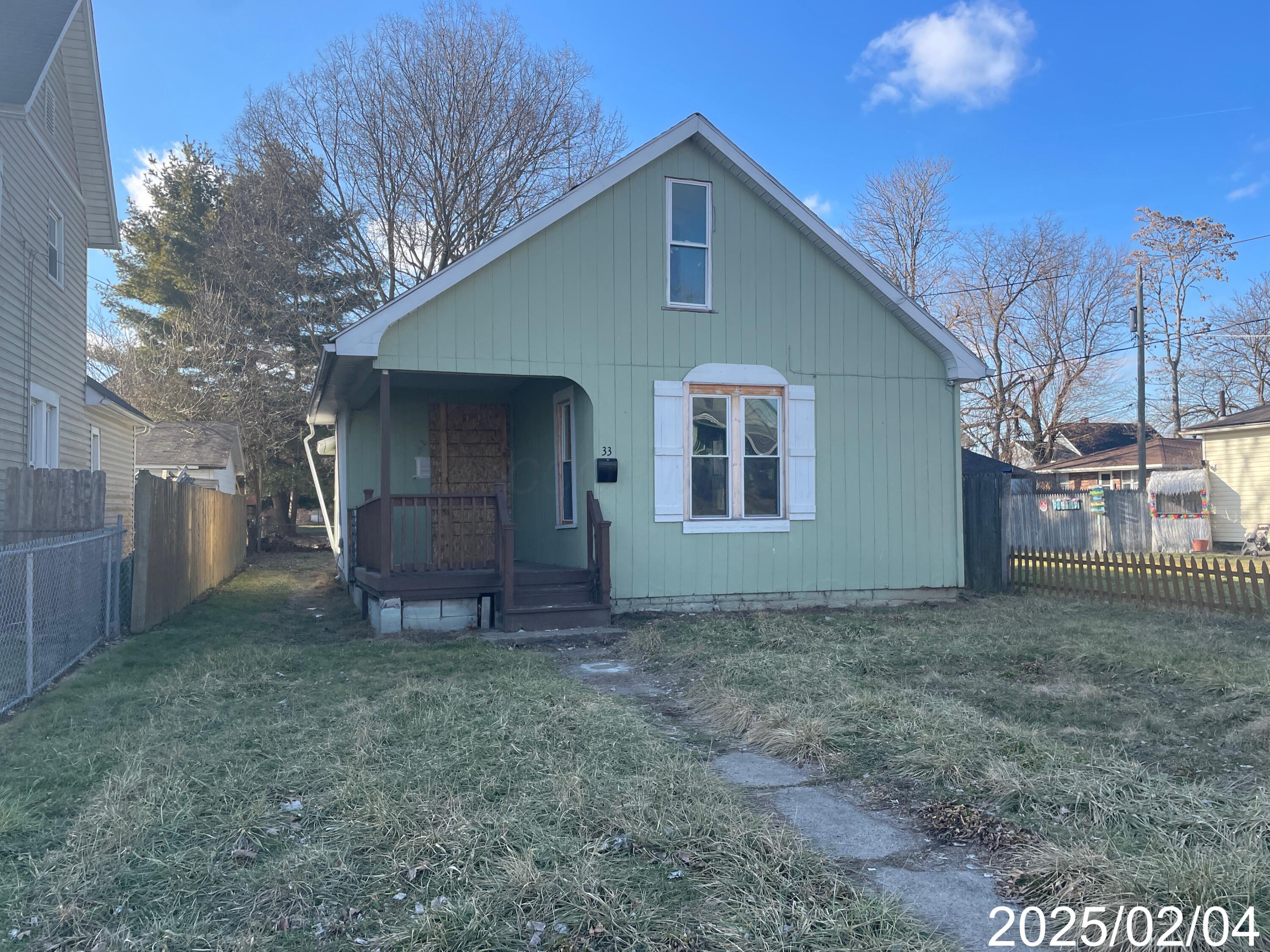 33 N 10th Street, Newark, Ohio image 1