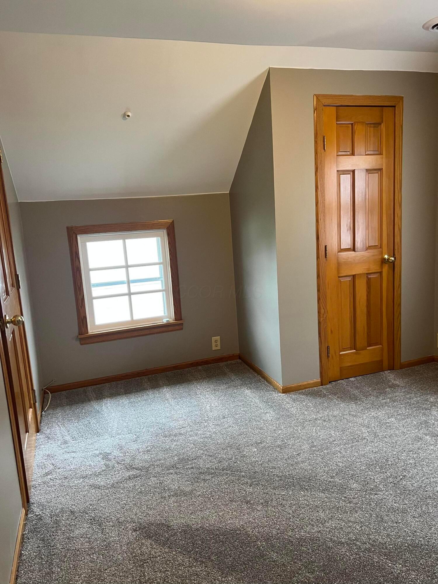 26066 Locust Grove Road, New Holland, Ohio image 4