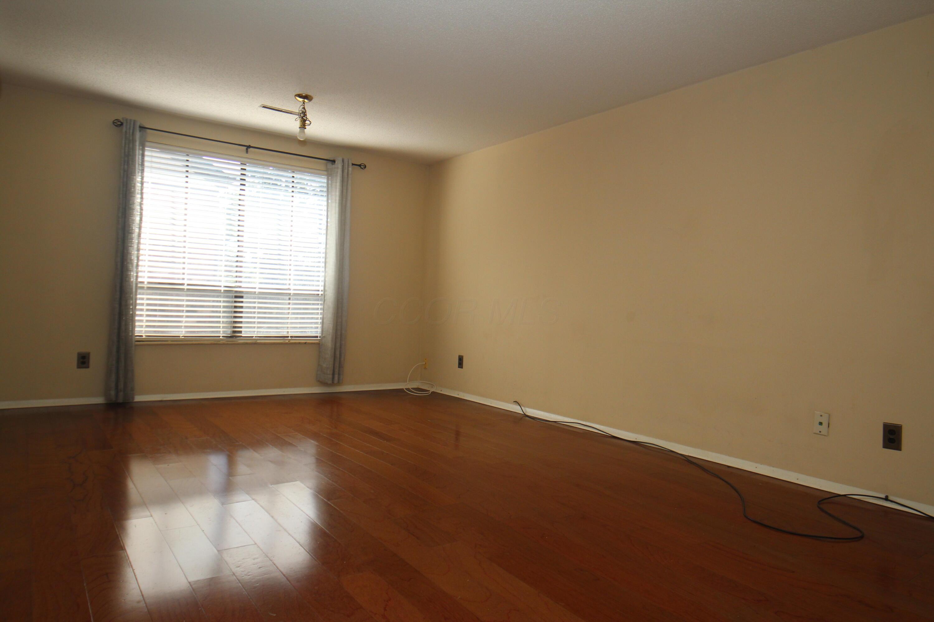 5911 Hallworth Avenue #B, Columbus, Ohio image 2