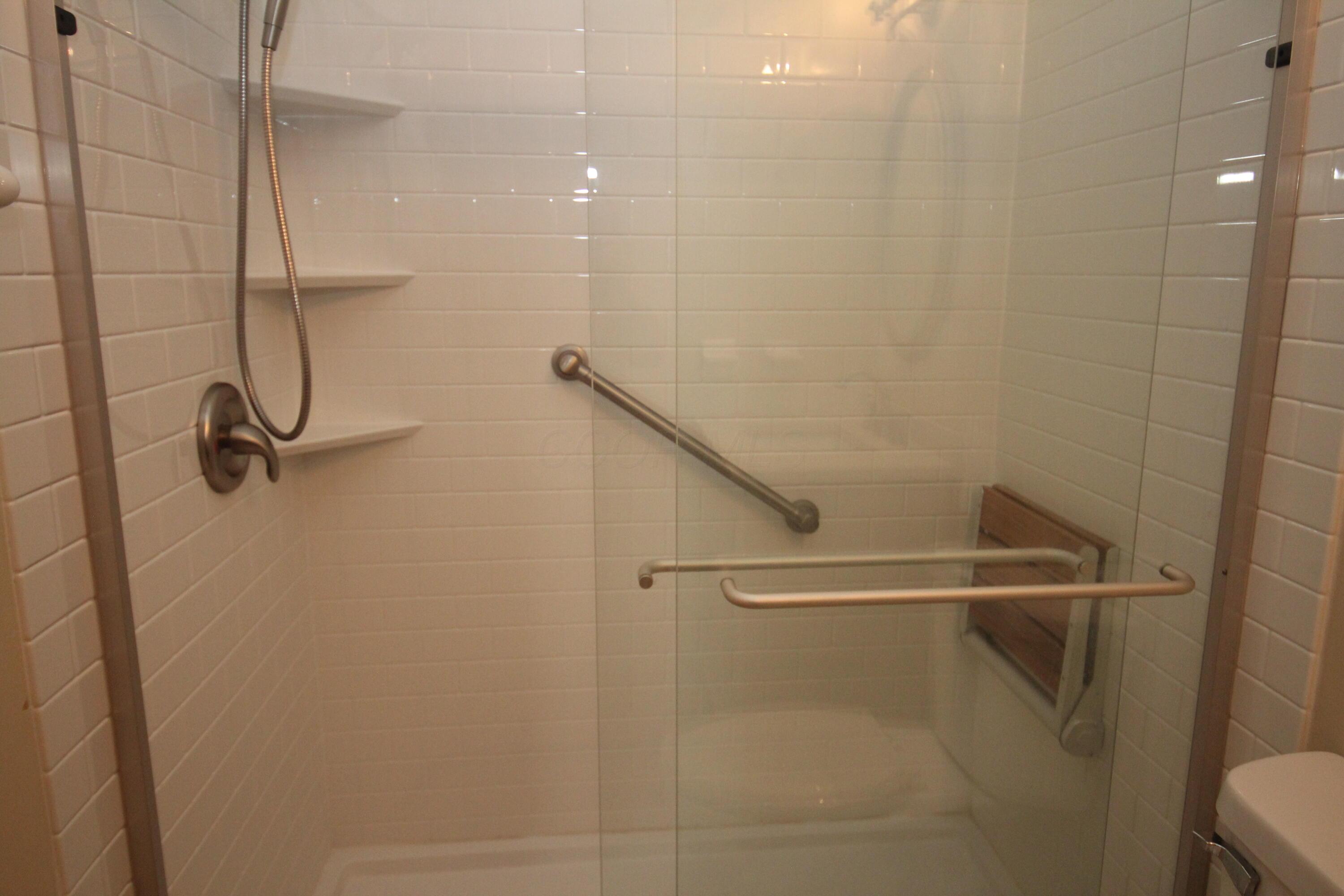 5911 Hallworth Avenue #B, Columbus, Ohio image 10