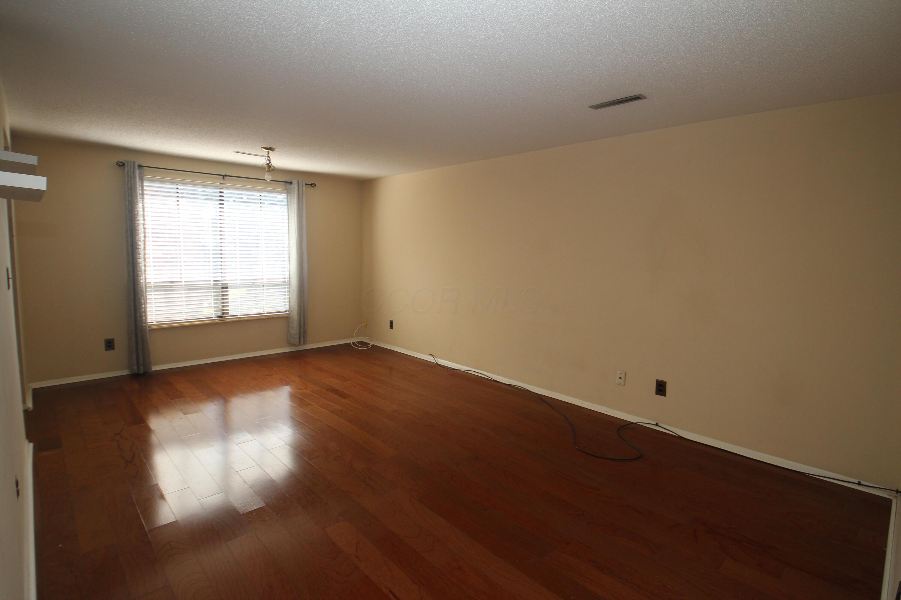 5911 Hallworth Avenue #B, Columbus, Ohio image 4