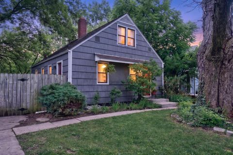 Photo of 5698 Indianola Avenue, Worthington, OH 43085 (MLS # 226024066)