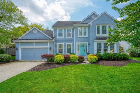 Photo of 3554 W Bay Circle, Lewis Center, OH 43035 (MLS # 226010771)