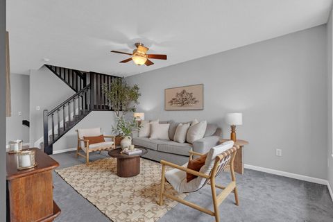 Tiny photo for 7019 Monarchos Drive 12 #12, New Albany, OH 43054 (MLS # 226014042)