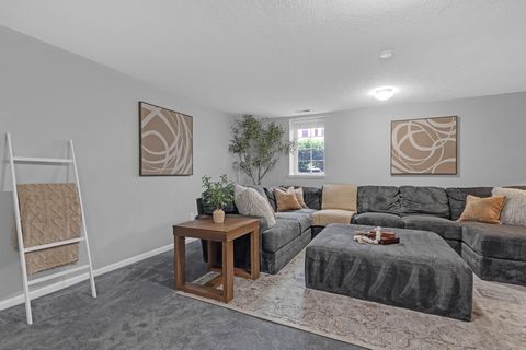Tiny photo for 7019 Monarchos Drive 12 #12, New Albany, OH 43054 (MLS # 226014042)