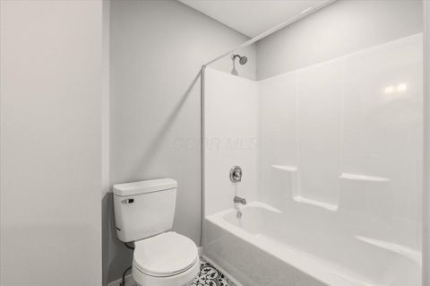 Tiny photo for 203 S Center Street, Mount Vernon, OH 43050 (MLS # 226000626)