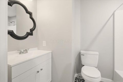 Tiny photo for 203 S Center Street, Mount Vernon, OH 43050 (MLS # 226000626)