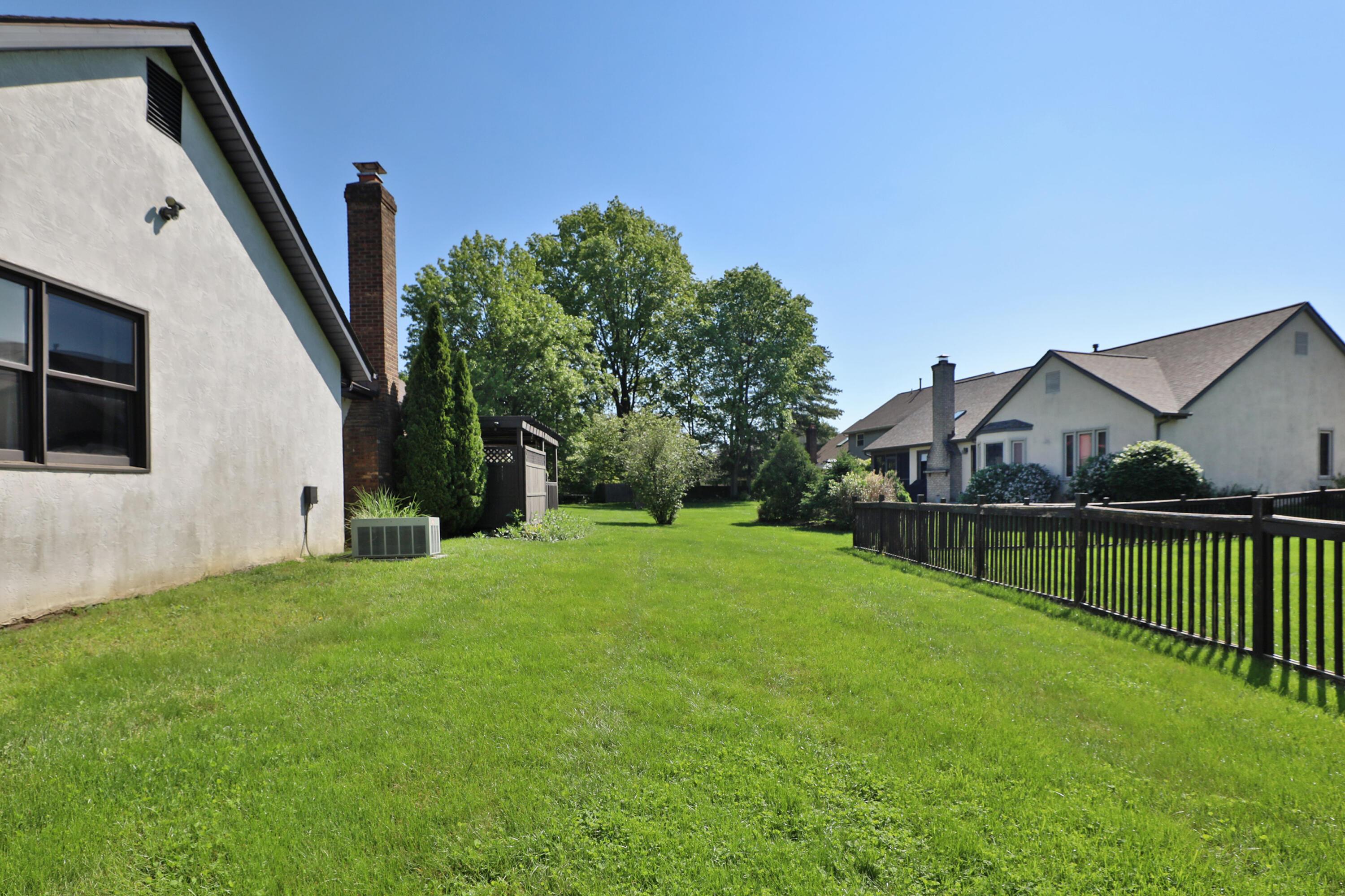 7775 Pembrook Drive, Reynoldsburg, Ohio image 48