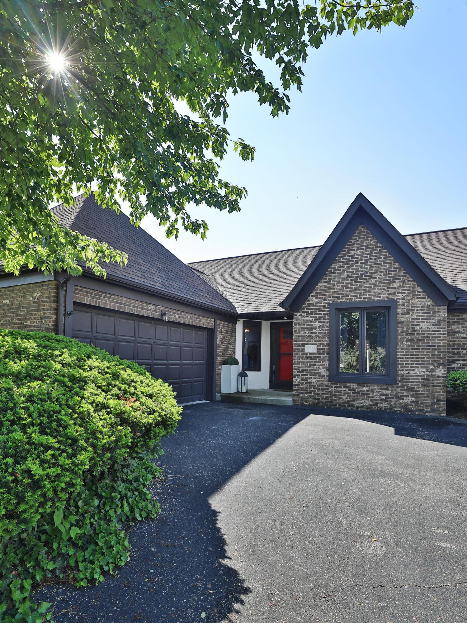 7775 Pembrook Drive, Reynoldsburg, Ohio image 3