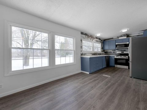 Tiny photo for 18 Hunt Drive, Sabina, OH 45169 (MLS # 225045044)