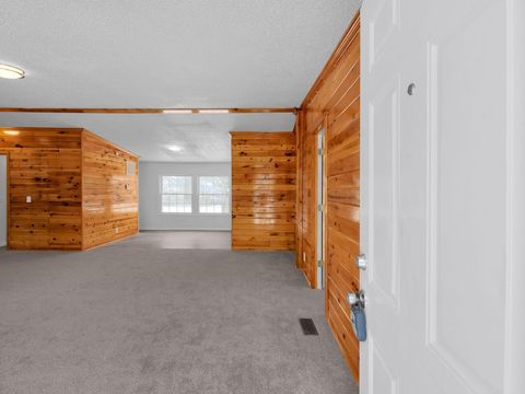 Tiny photo for 18 Hunt Drive, Sabina, OH 45169 (MLS # 225045044)