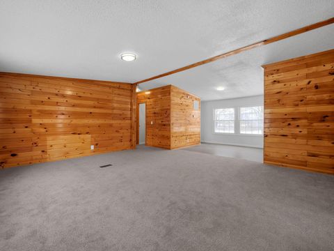 Tiny photo for 18 Hunt Drive, Sabina, OH 45169 (MLS # 225045044)