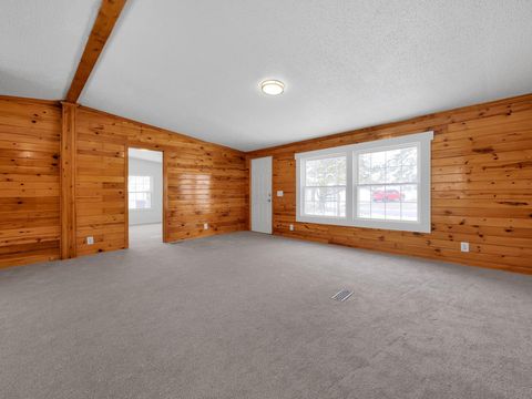 Tiny photo for 18 Hunt Drive, Sabina, OH 45169 (MLS # 225045044)