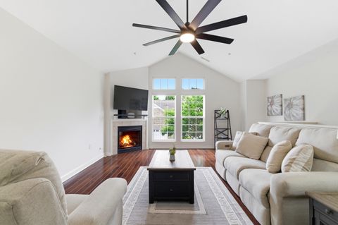 Photo of 5078 Calais Drive, Columbus, OH 43221 (MLS # 226017690)