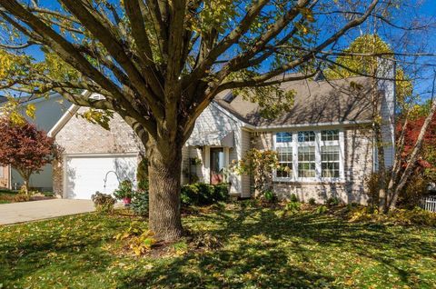 Tiny photo for 2412 Birch Bark Trail, Grove City, OH 43123 (MLS # 225041203)