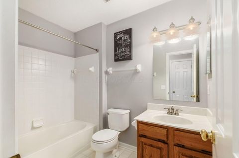 Tiny photo for 2412 Birch Bark Trail, Grove City, OH 43123 (MLS # 225041203)