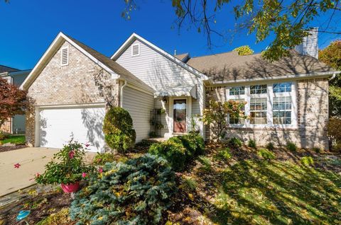 Tiny photo for 2412 Birch Bark Trail, Grove City, OH 43123 (MLS # 225041203)