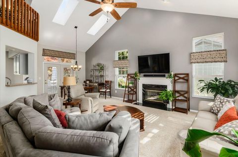 Tiny photo for 2412 Birch Bark Trail, Grove City, OH 43123 (MLS # 225041203)