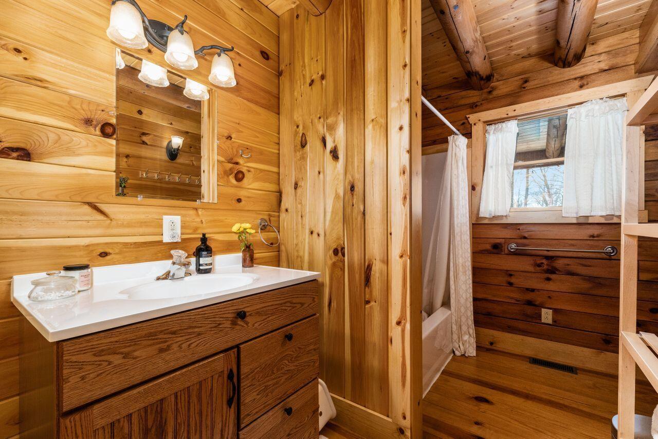 26063 Twin Falls, Rockbridge, Ohio image 29